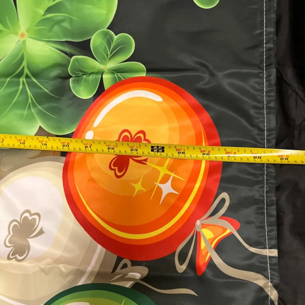 Green Shamrock St. Patrick's Day Table cloth new